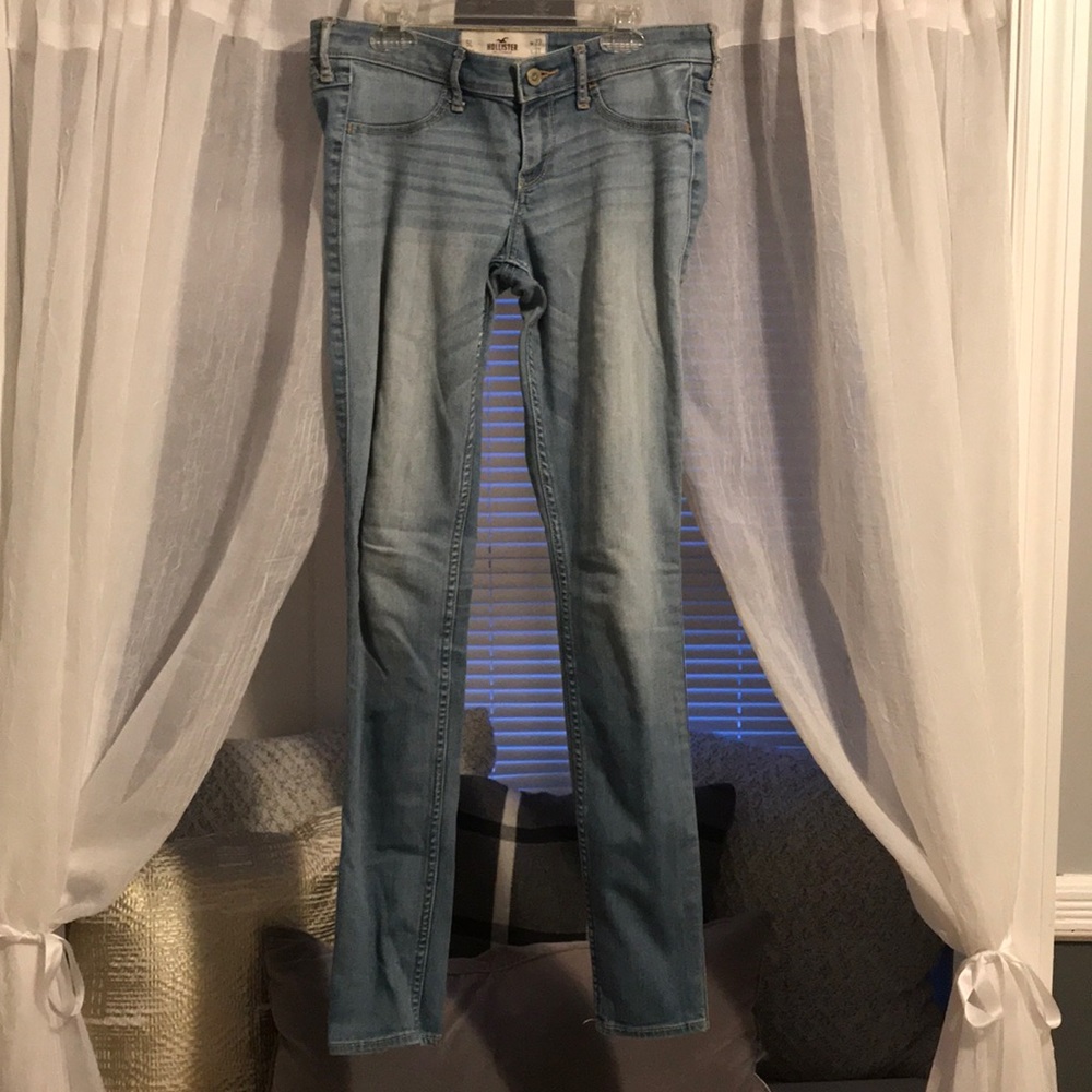 Hollister low rise super skinny jeans